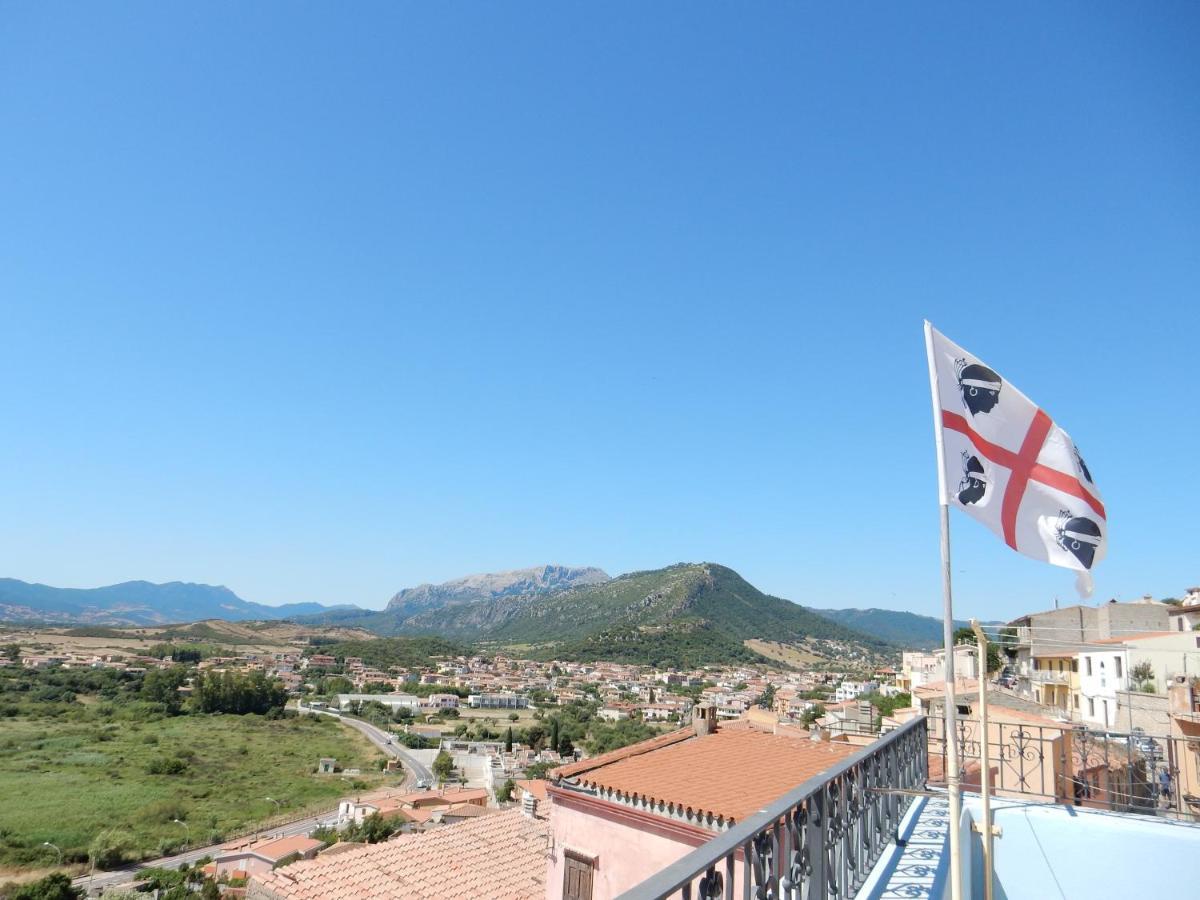 B&B Eleonora D'Arborea, Centro Storico Posada  Buitenkant foto