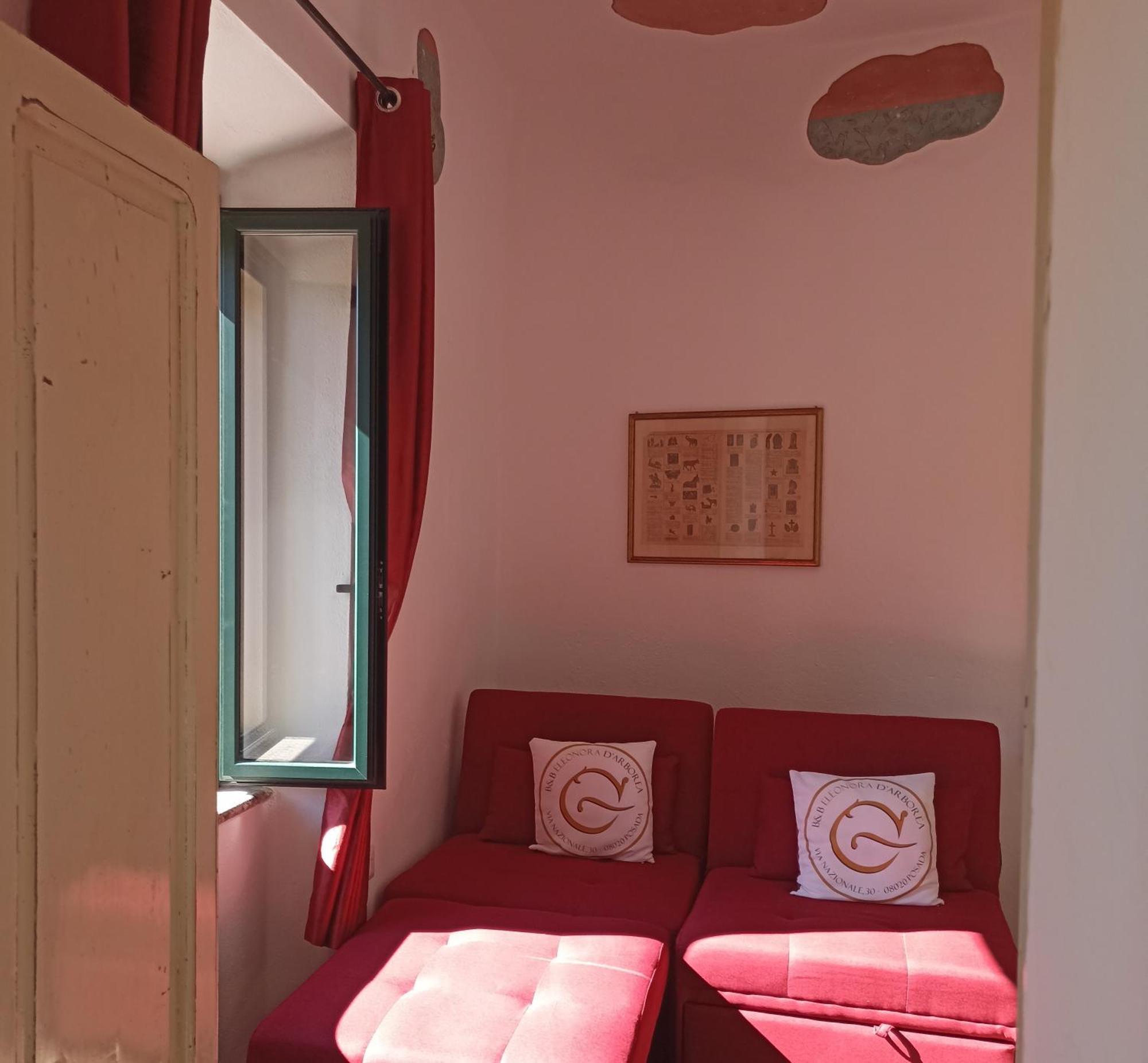 B&B Eleonora D'Arborea, Centro Storico Posada  Buitenkant foto