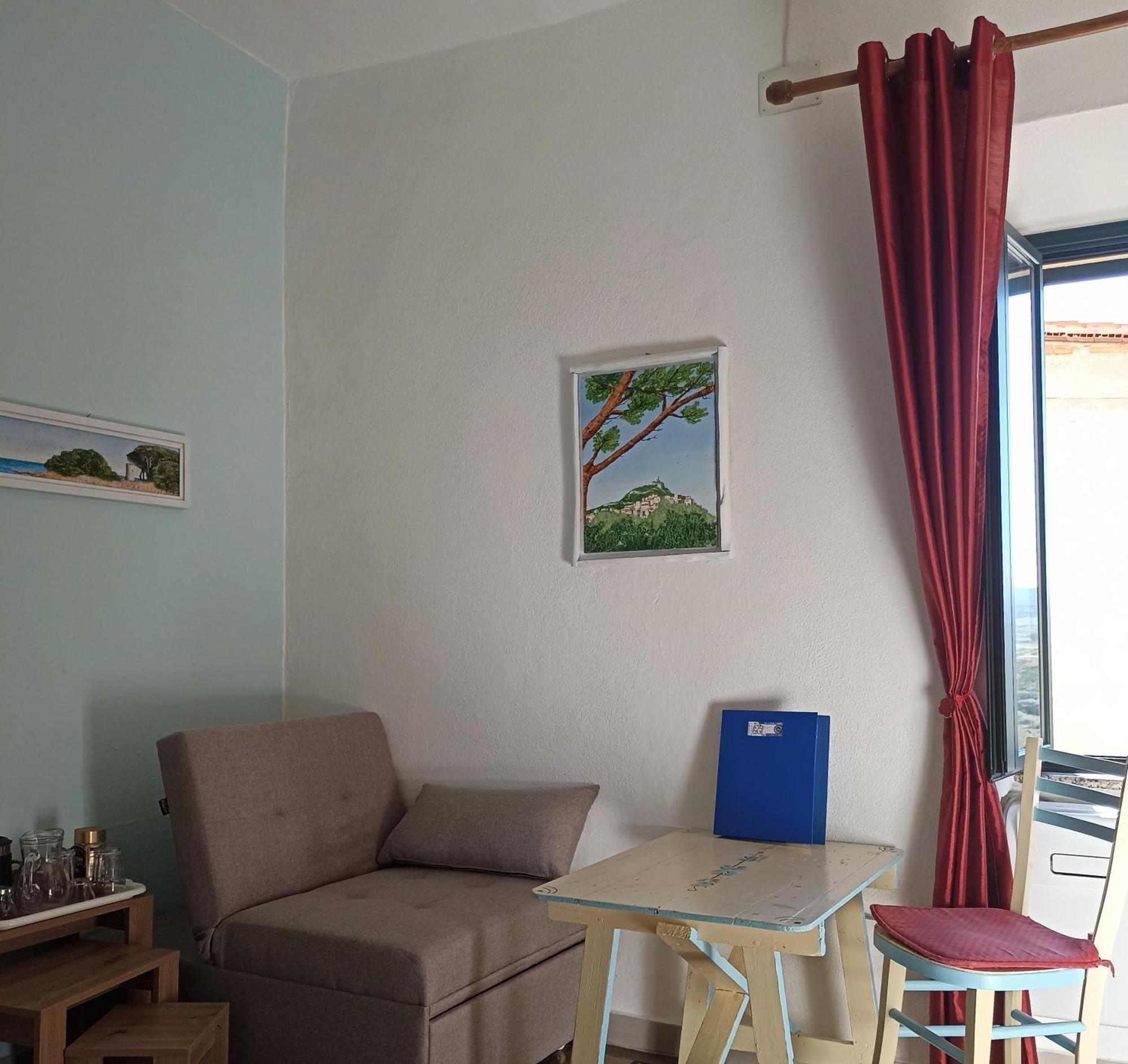 B&B Eleonora D'Arborea, Centro Storico Posada  Buitenkant foto
