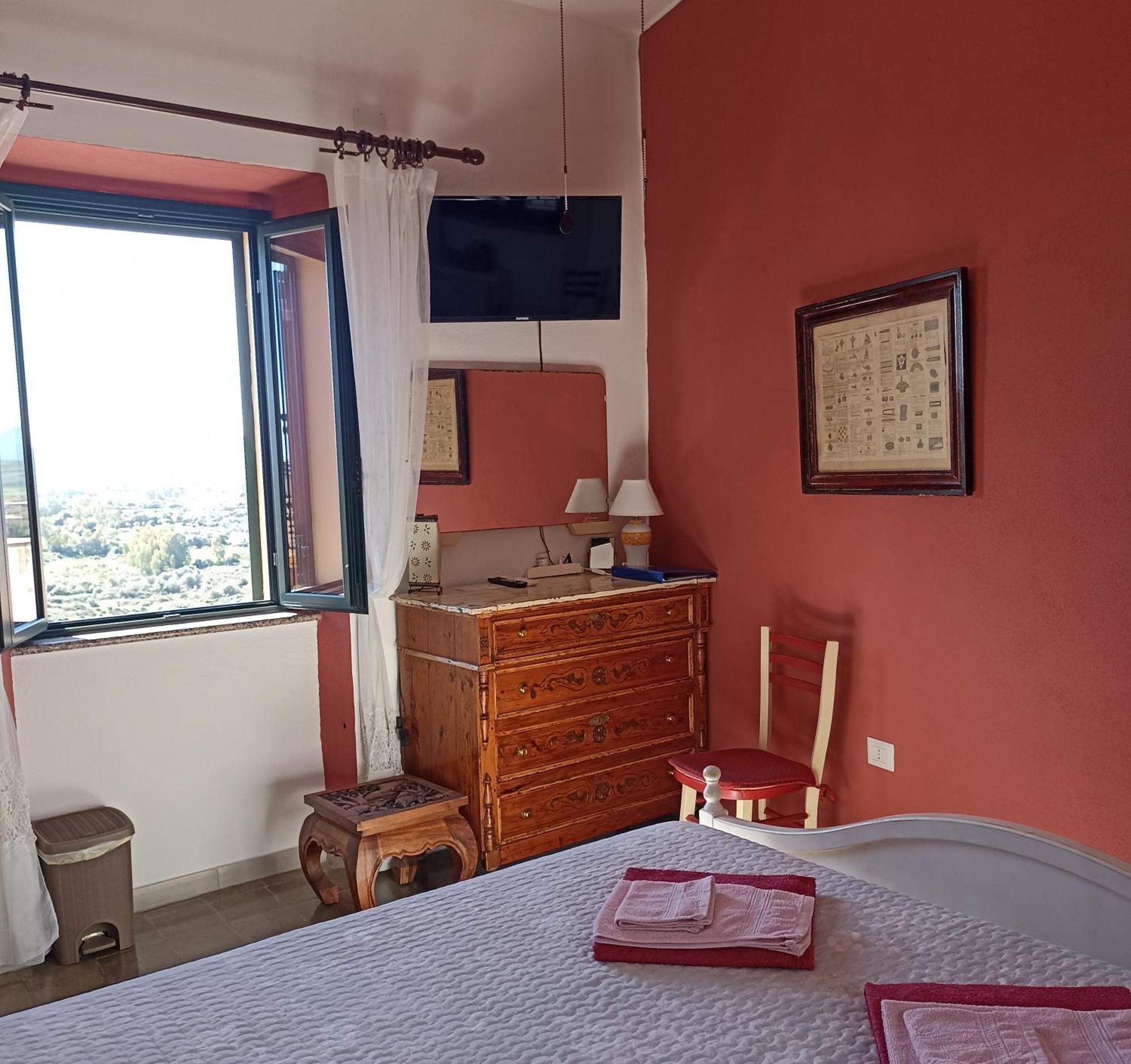 B&B Eleonora D'Arborea, Centro Storico Posada  Buitenkant foto