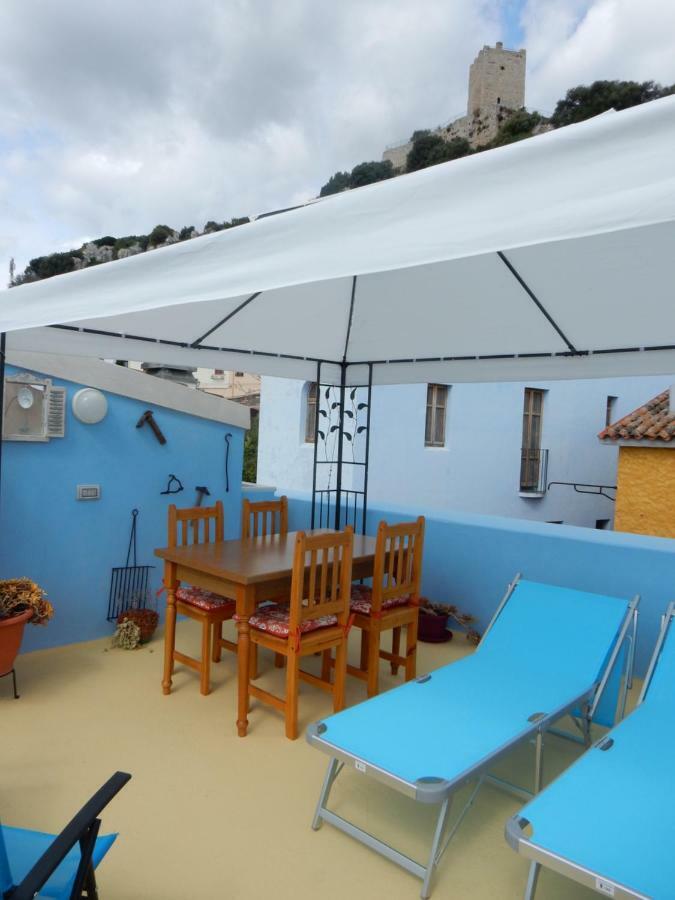 B&B Eleonora D'Arborea, Centro Storico Posada  Buitenkant foto